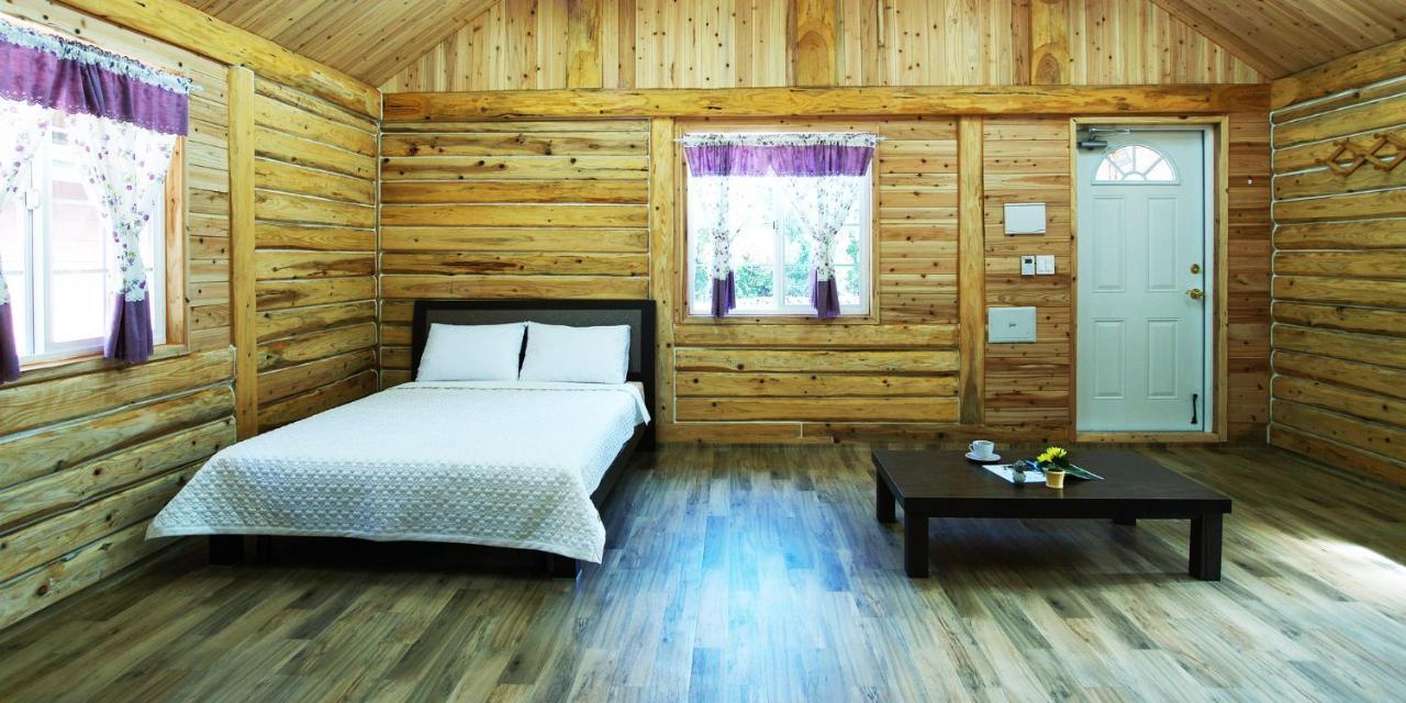Jeju Joa Log Pension Согвипхо Экстерьер фото
