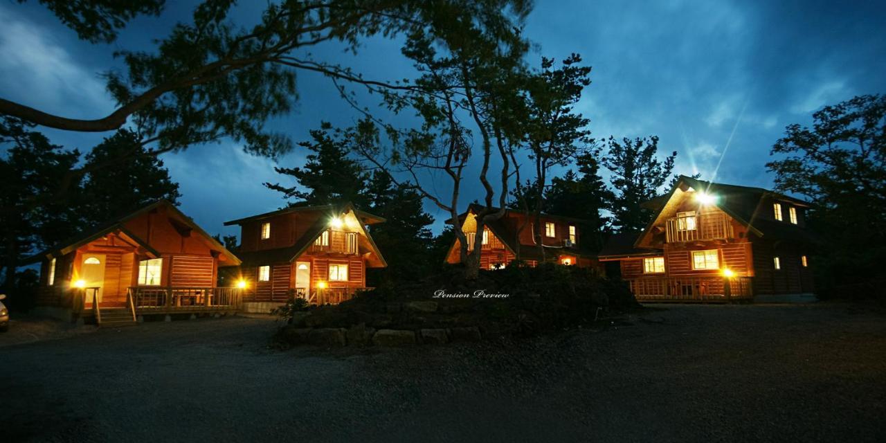 Jeju Joa Log Pension Согвипхо Экстерьер фото
