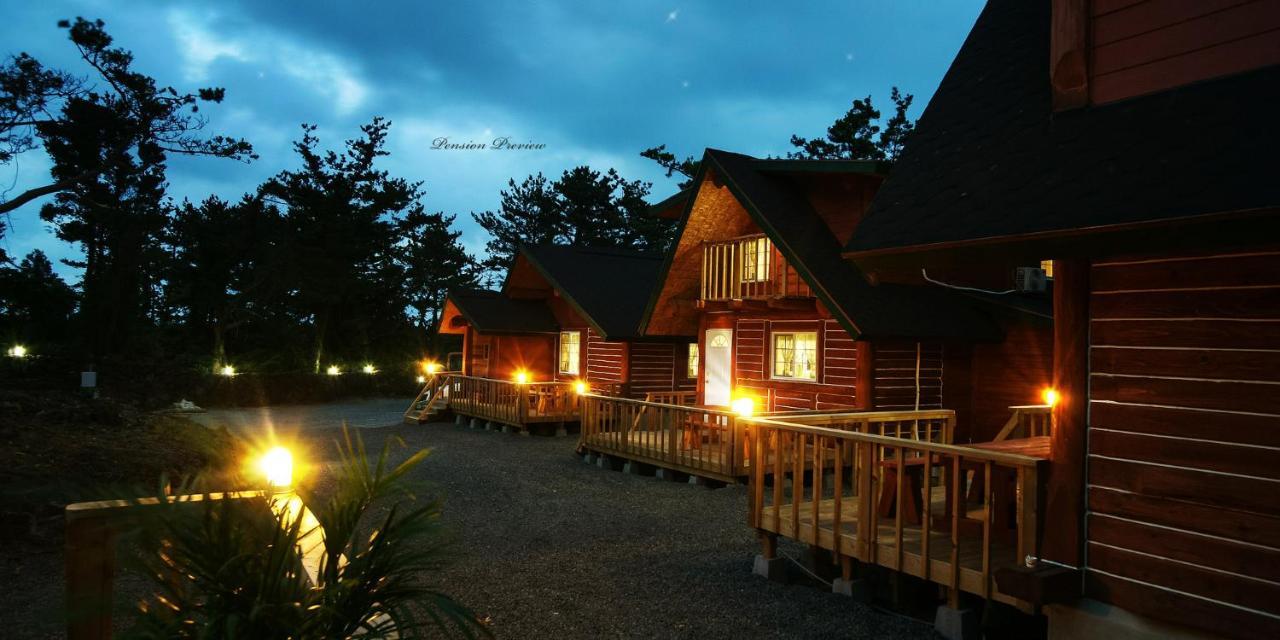 Jeju Joa Log Pension Согвипхо Экстерьер фото